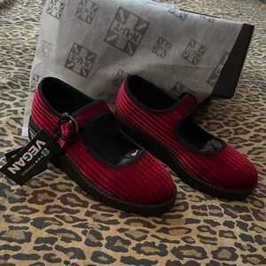 TUK Mary Jane Red Velveteen 9 New